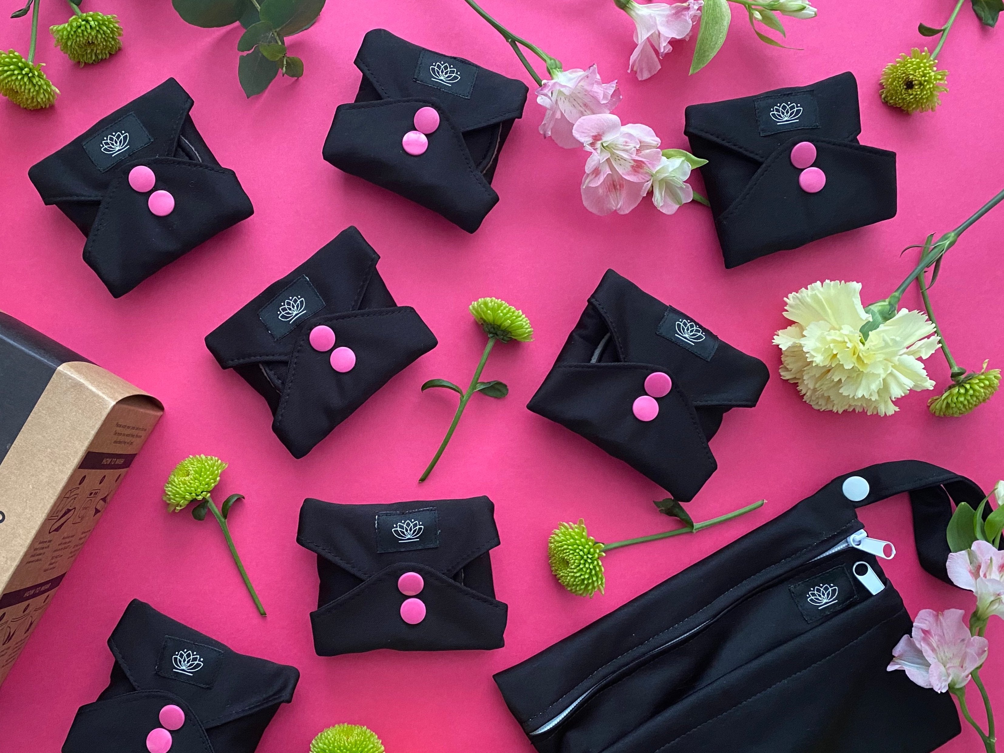 Reusable Incontinence Pads | Medium Size | 7 Pads | Floating Lotus - Floating Lotus Pads